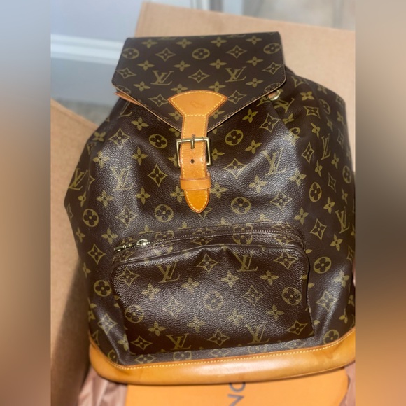 Authentic Louis Vuitton Montsouris Backpack - Picture 2 of 5
